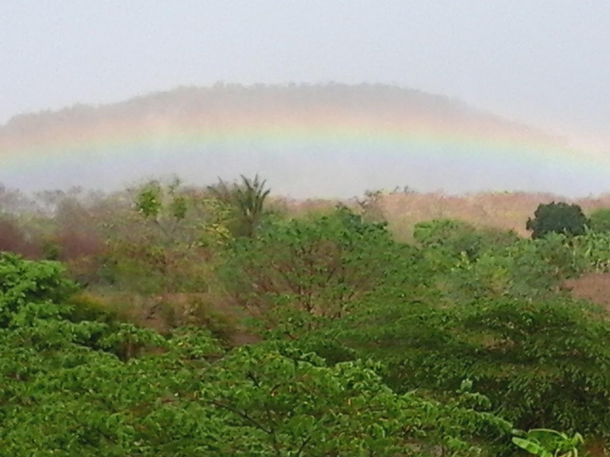 Kum Nangpaya Hotel Kaeng Kachan Buitenkant foto