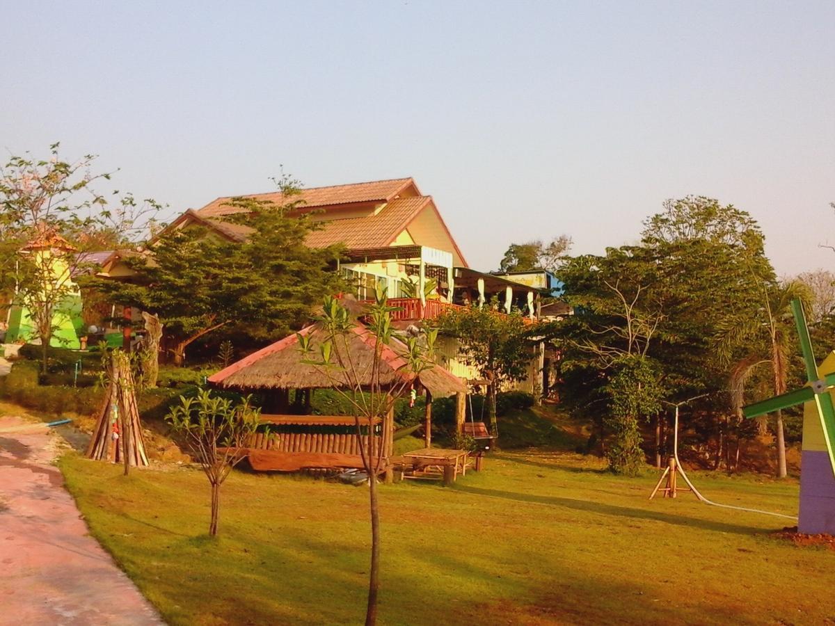 Kum Nangpaya Hotel Kaeng Kachan Buitenkant foto