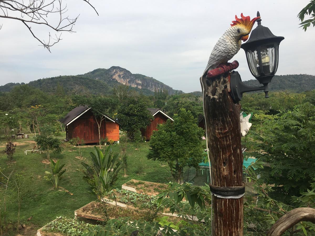 Kum Nangpaya Hotel Kaeng Kachan Buitenkant foto