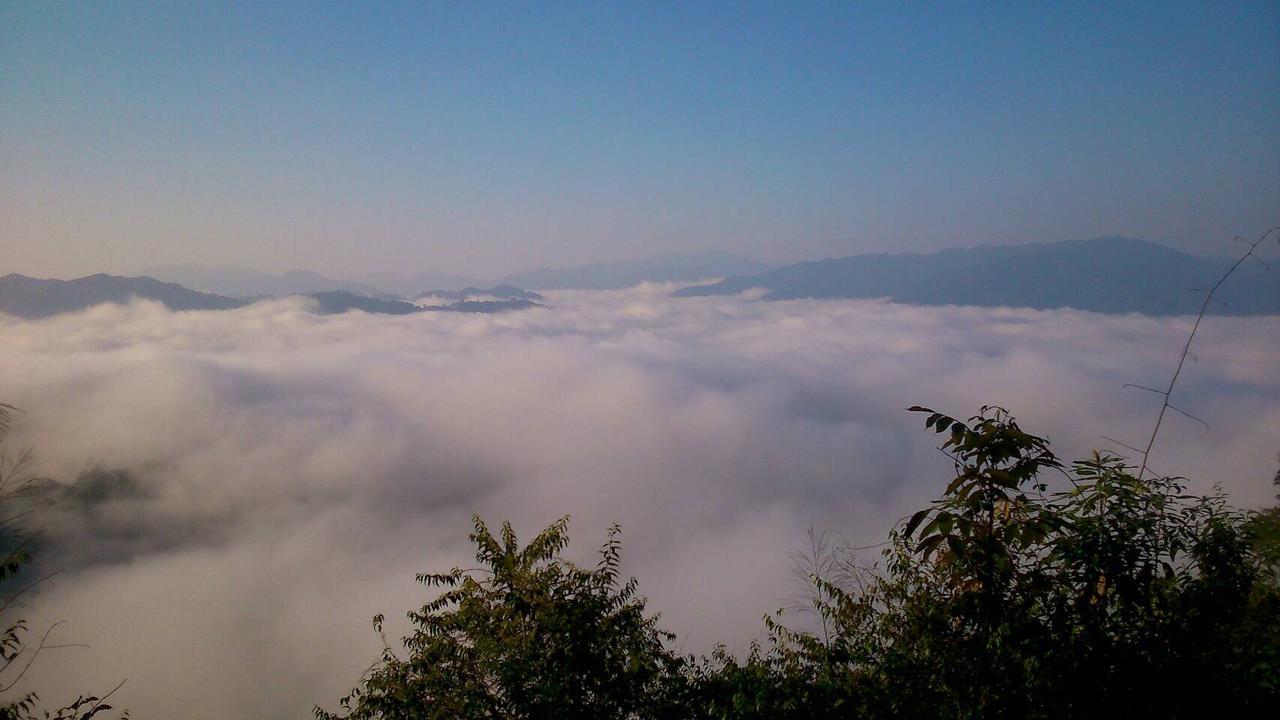 Kum Nangpaya Hotel Kaeng Kachan Buitenkant foto