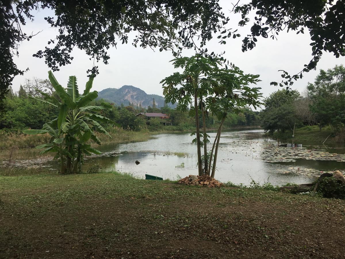 Kum Nangpaya Hotel Kaeng Kachan Buitenkant foto