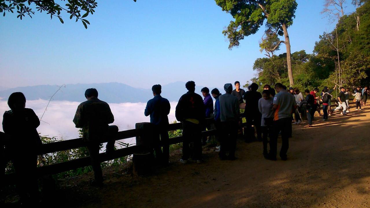 Kum Nangpaya Hotel Kaeng Kachan Buitenkant foto